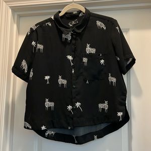 Volcom cropped black button down with zebras - Size Large